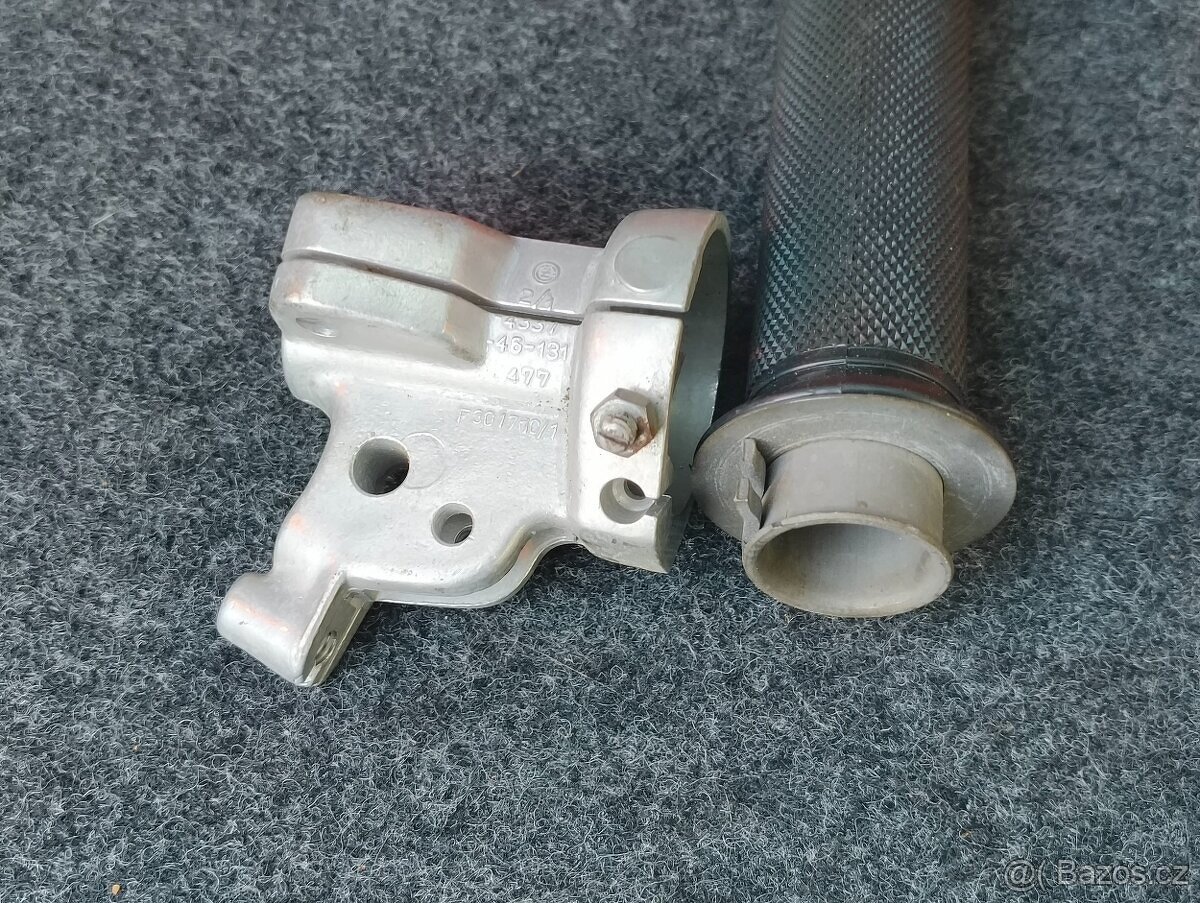 Nepoužitá originální objímka ČZ držák páček plyn ČZ 477 471 - 9