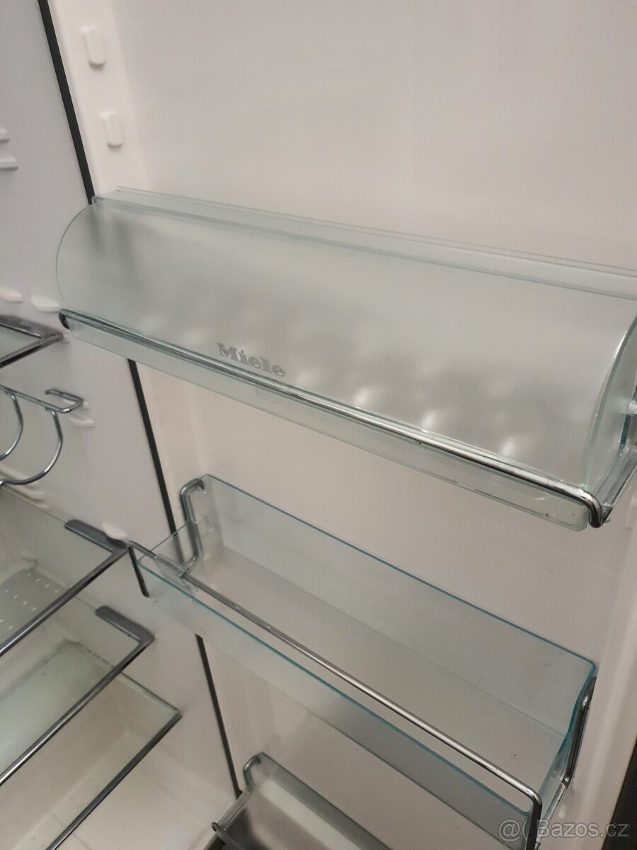 MIELE monoklimatická lednice NEREZ 413 ltr DOVOZ - 9