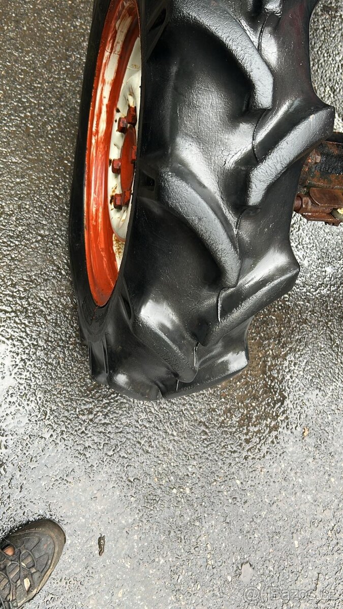 Malotraktor Mitsubishi s kabinou - 9