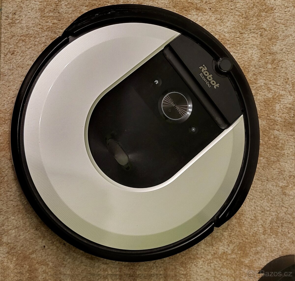 iRobot Roomba i7+ se stanicí Clean Base + příslušenství - 9