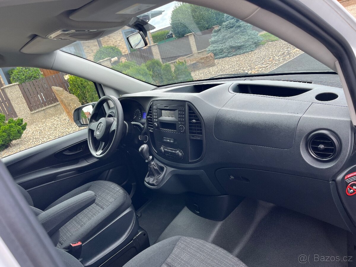 MERCEDES VITO 110 CDI 8 míst rv.2020 - 9