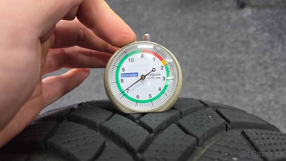 Zimní pneumatiky 215/50 R17 95V Semperit - 9