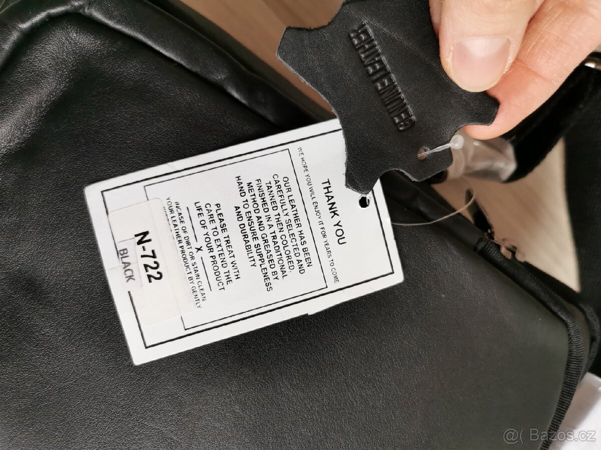 Pánská kožená taška přes rameno SendiDesign Bente černá - 9