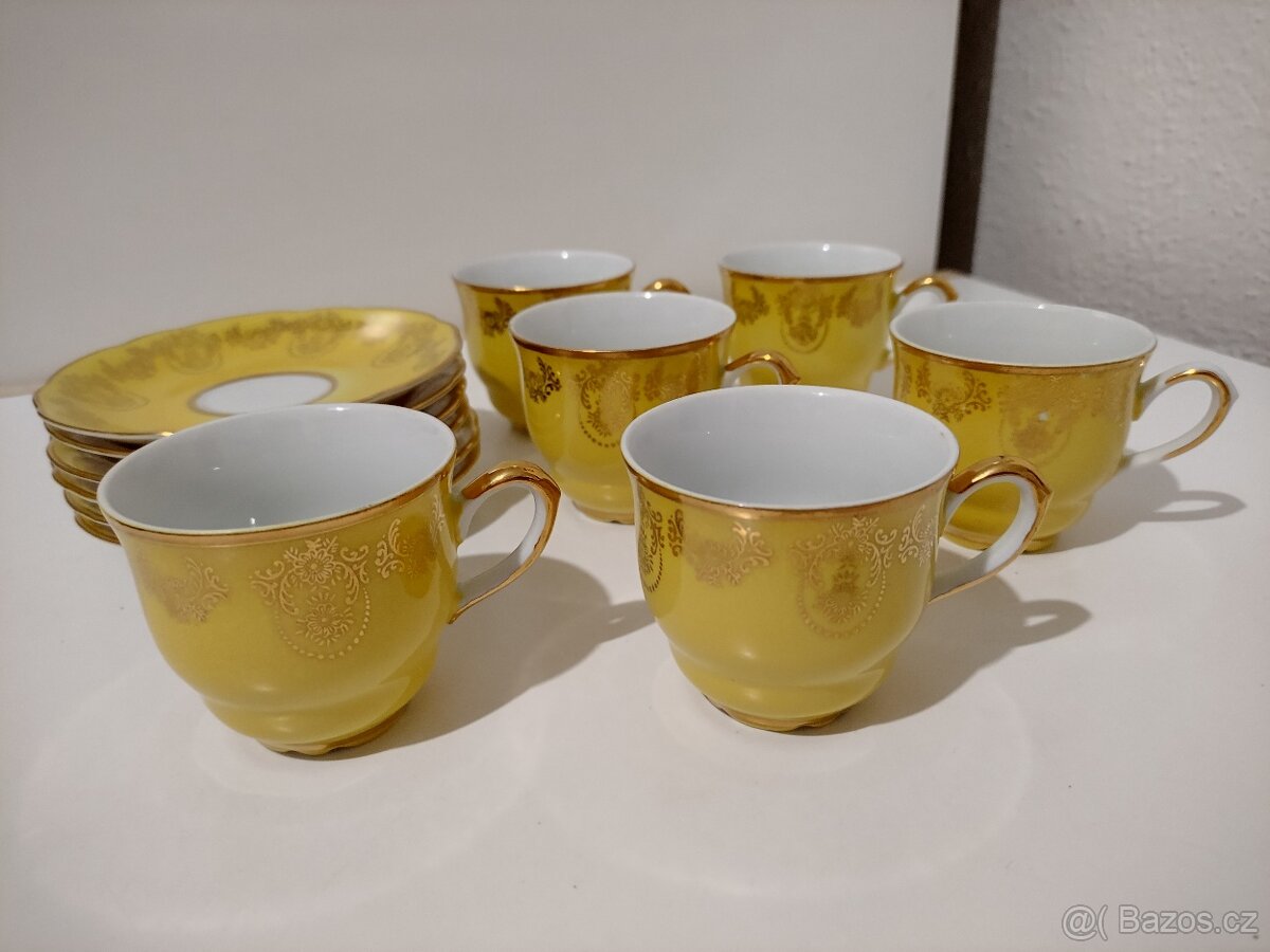 Retro hrníčky s podšálky porcelánová sada značeno - 9