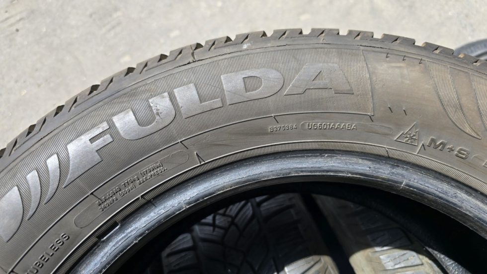 Zimní pneu 215/60/16 Fulda - 9