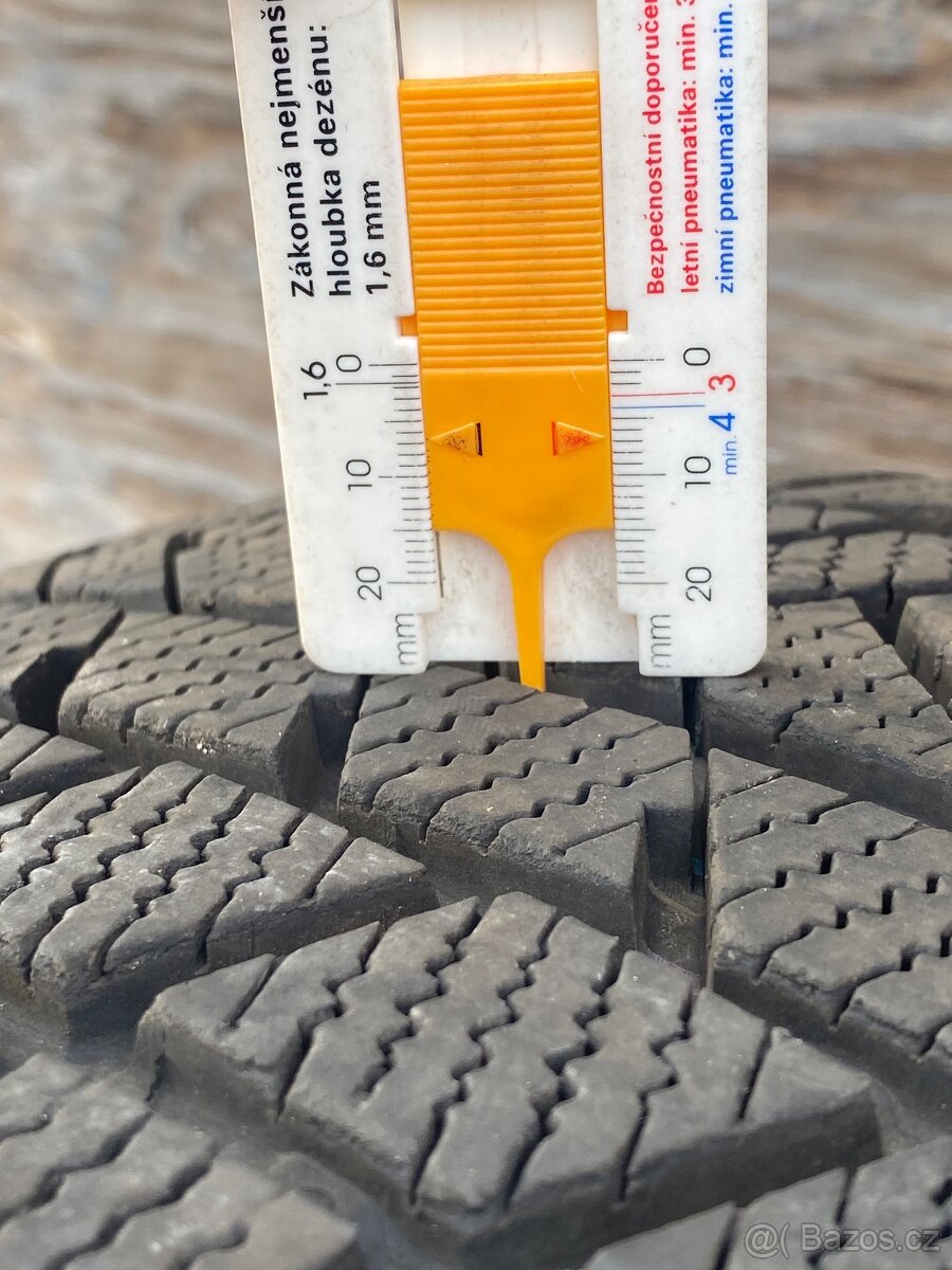 PRODÁM ZIMNÍ ALU KOLA R 20 AMG ORIGINÁL MERCEDE GT 53 AMG - 9