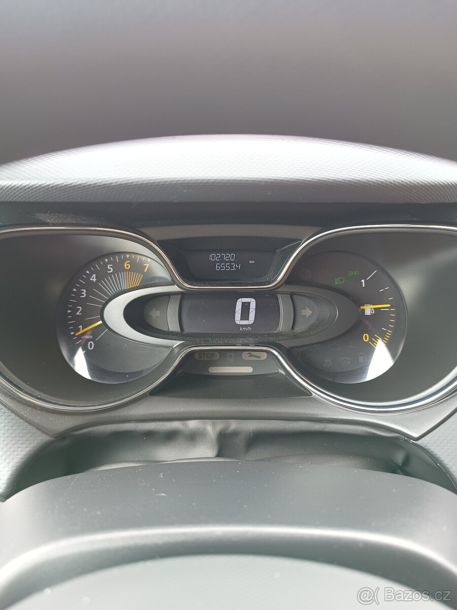 Renault Captur 0.9 TCe 66 kw - 9
