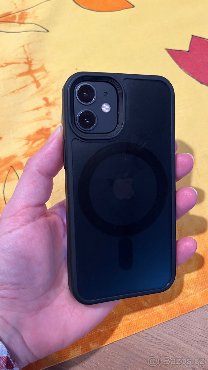Prodám černý iPhone12 mini 64GB - baterie 90% - 9