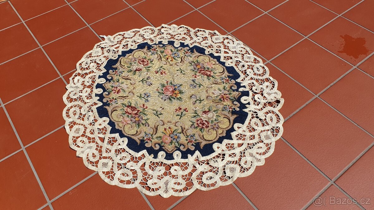 Krajkové ubrusy - 9