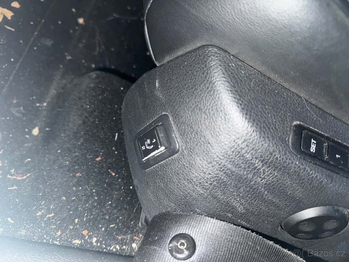 Náhradní díly na Škoda superb 2/II - 9