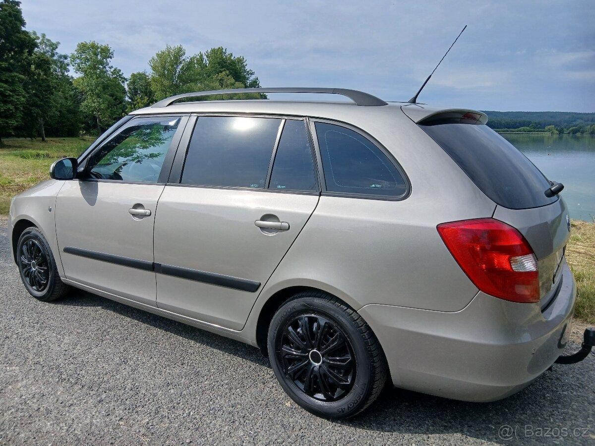 Škoda fabia 2 facelift 1.2 TSI elegance - 9