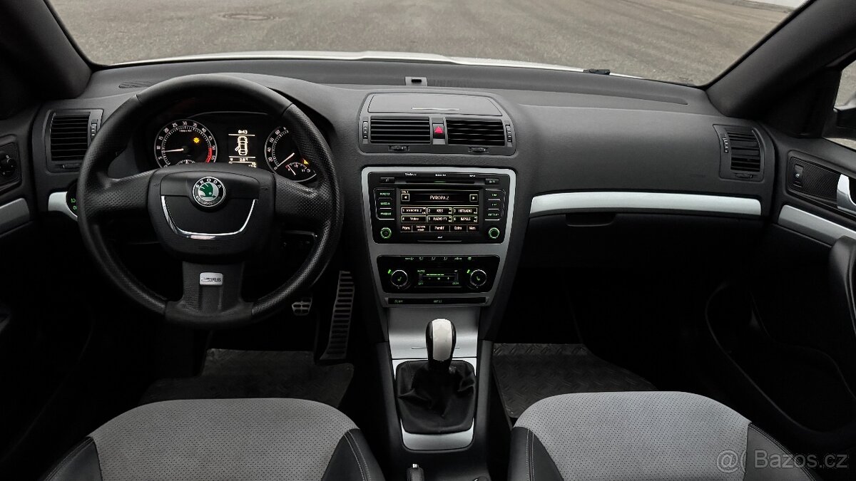 Škoda Octavia RS 2.0TDI 125kW XENON - 9
