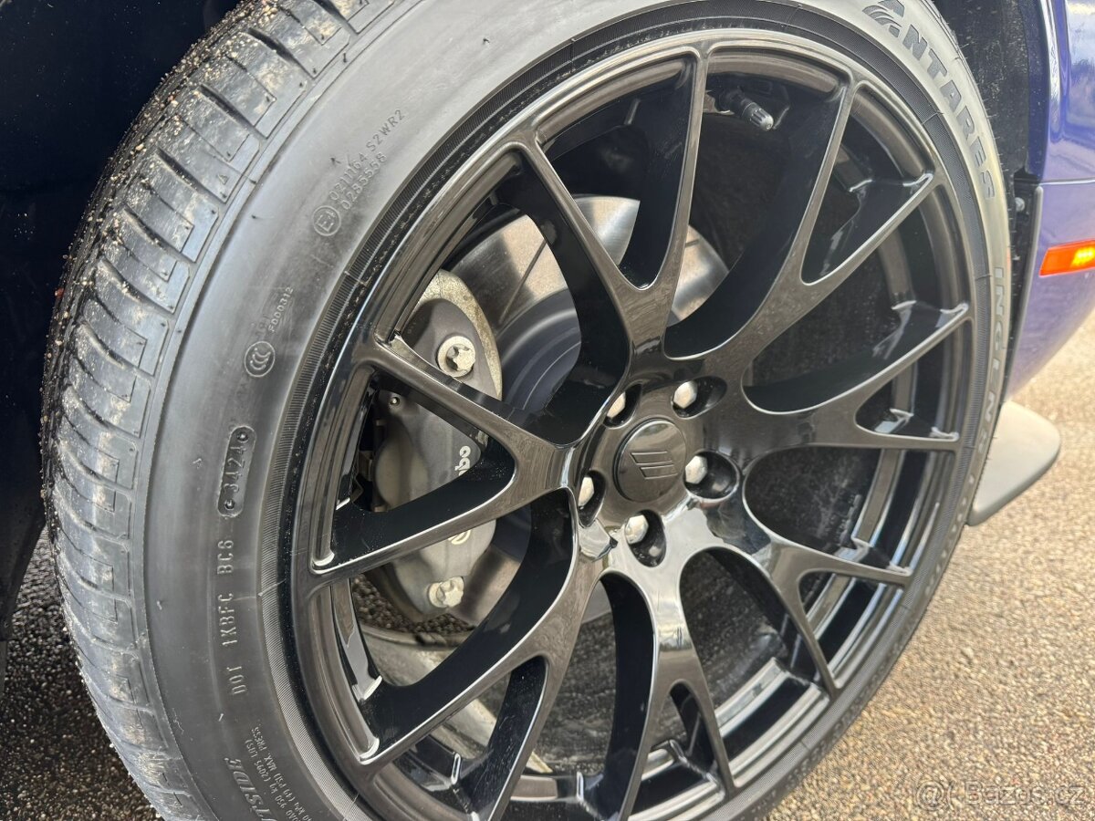 Dodge Challenger 6.4 V8 R/T Scat Pack r.v.2020 - 9