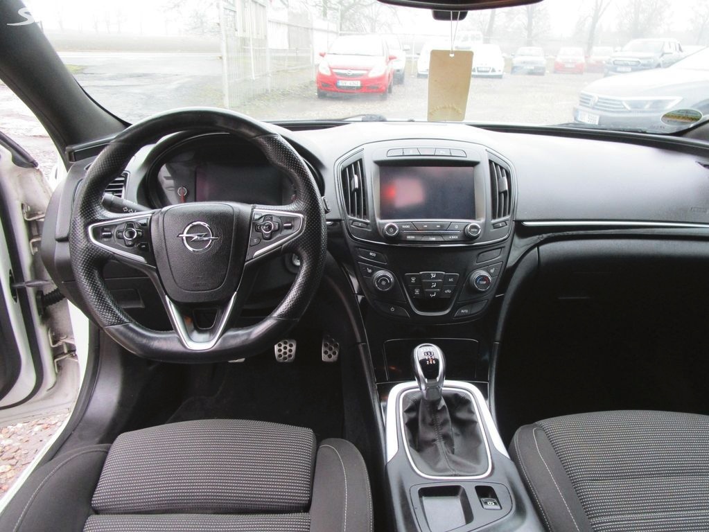 Opel Insignia, 2,0D-120KW-NOVÁ STK+OLEJ - 9