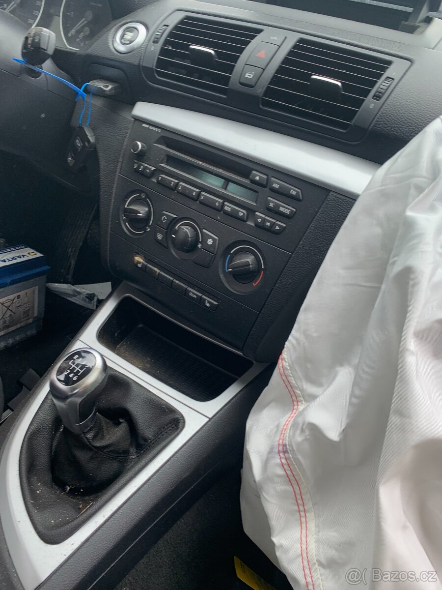 BMW E87 118i díly / na díly - 9