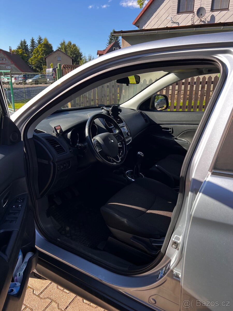 Mitsubishi ASX 1.6 benzín - 9