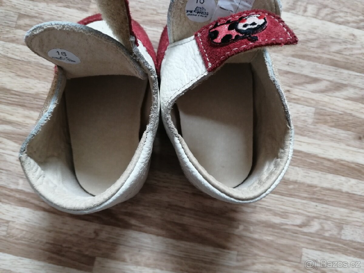 Kožené barefoot Pegres capáčky beruška vel. 16 - 9