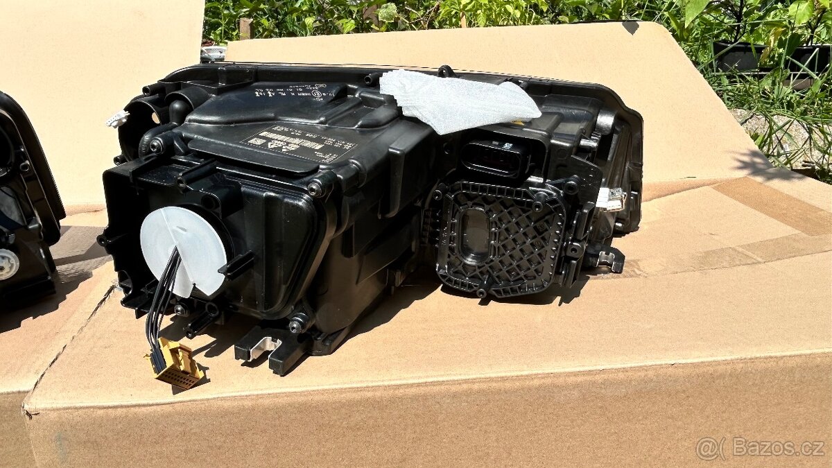 Světlomety AUDI A8 4H0 Facelift - 9