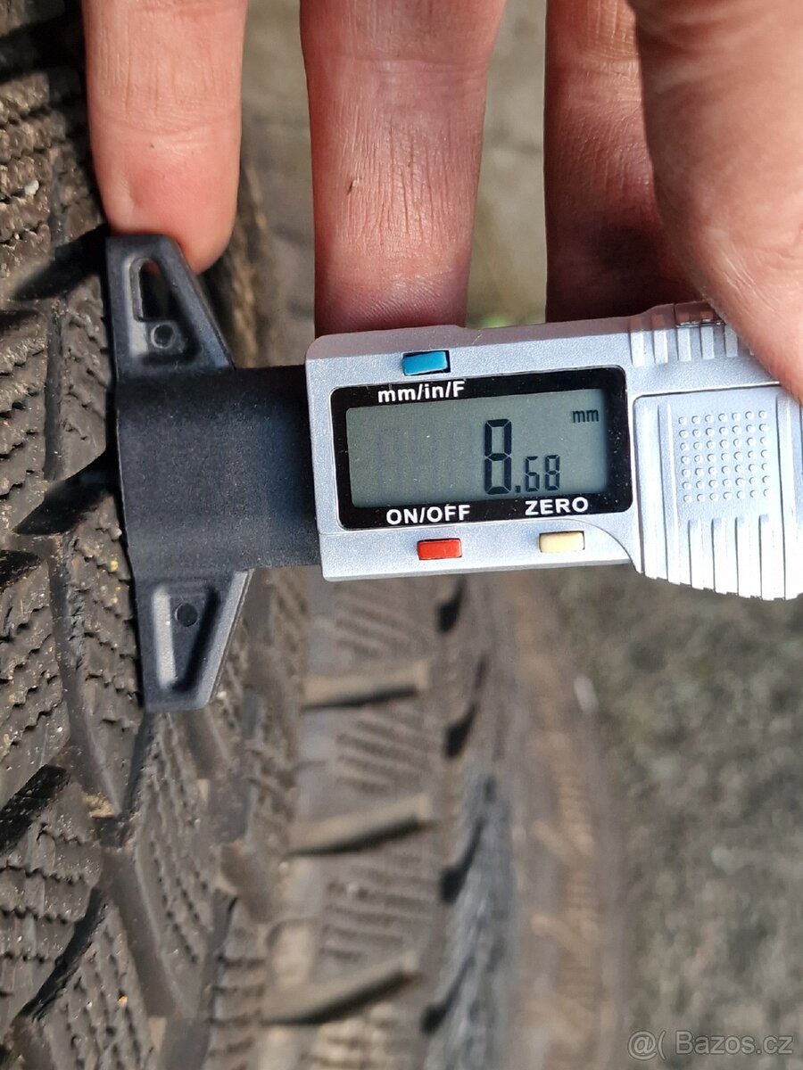 255/45/19 Zimní pneu Goodyear UltraGrip Performance - 9