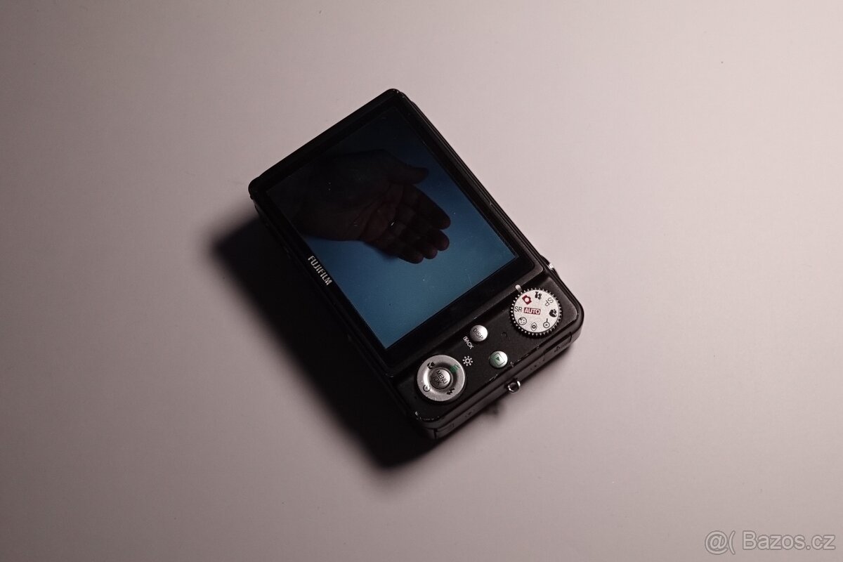 Fuji FinePix J250 - 9