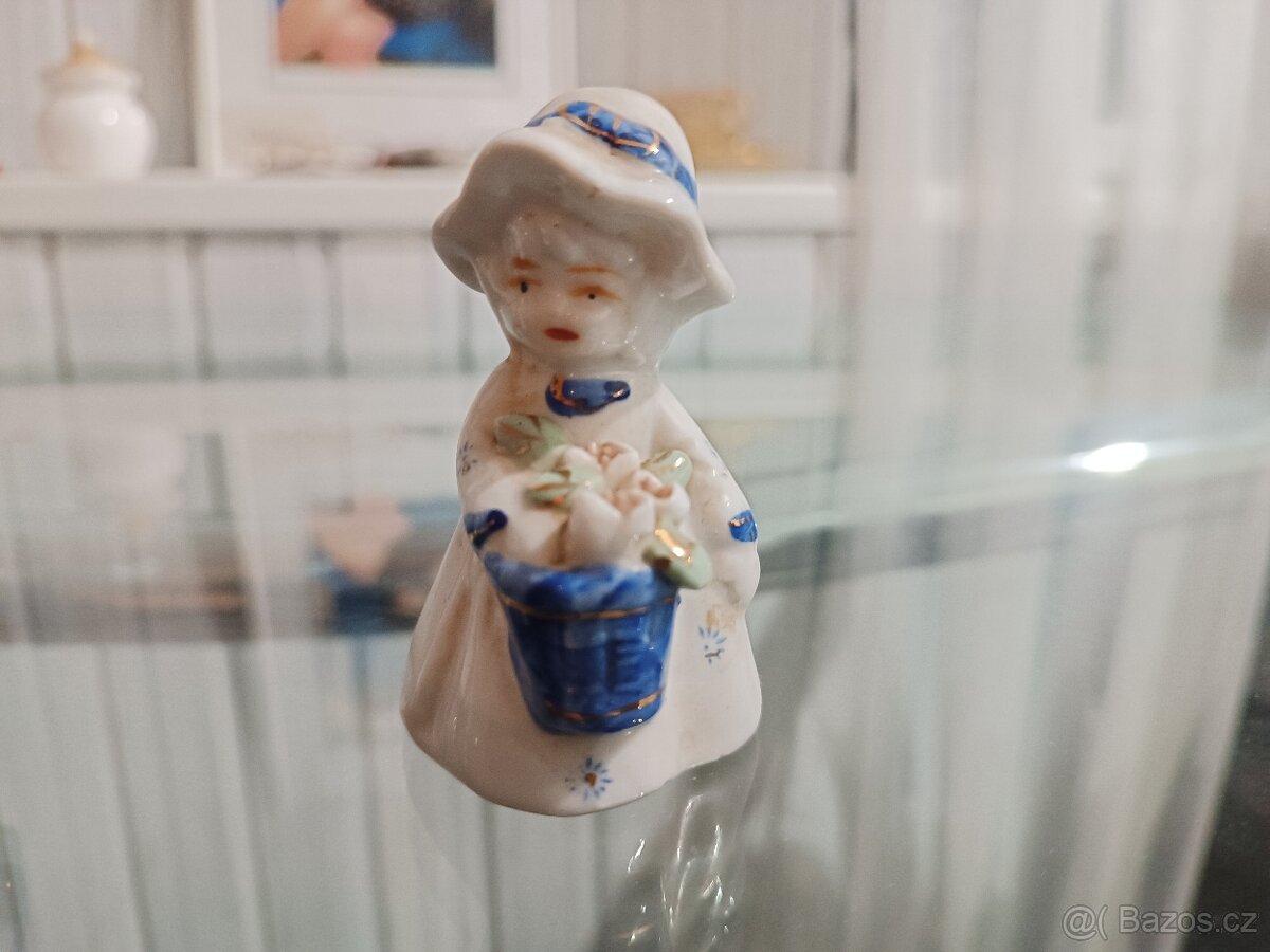 Prodám 3+1ks porcelánových figurek - 9