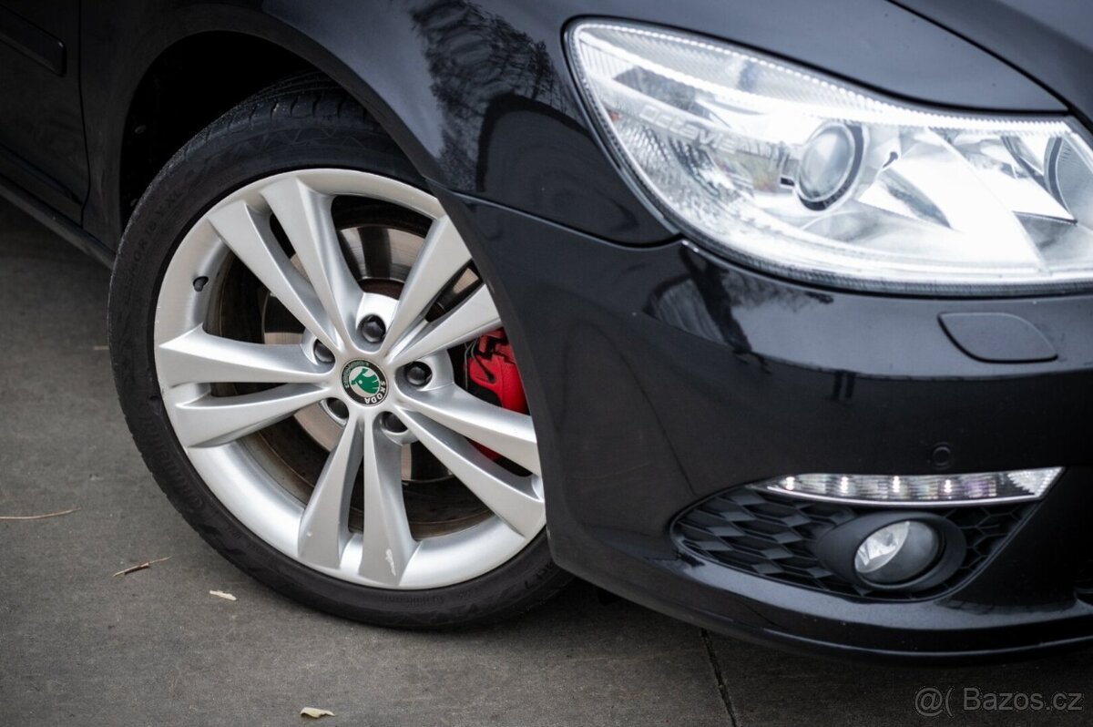 Škoda Octavia Combi RS 147kW DSG 2011 - 9