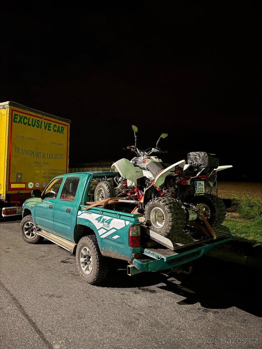 Toyota Hilux 2000 - 9