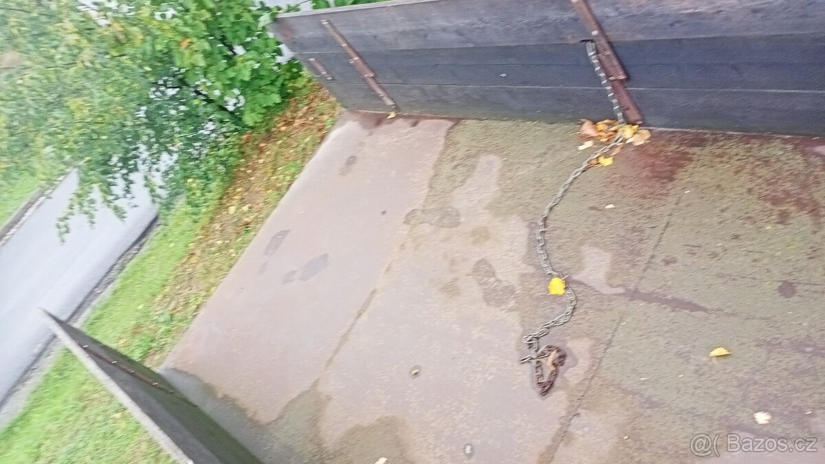 Kára za malotraktor, cena 16.000 Kč - 9