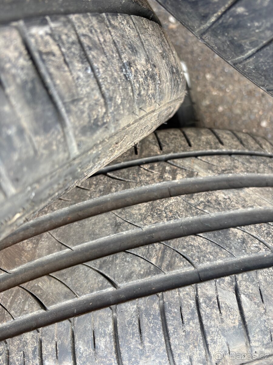 Tracmax X-Privilo TX3 235/40 R19 - 9
