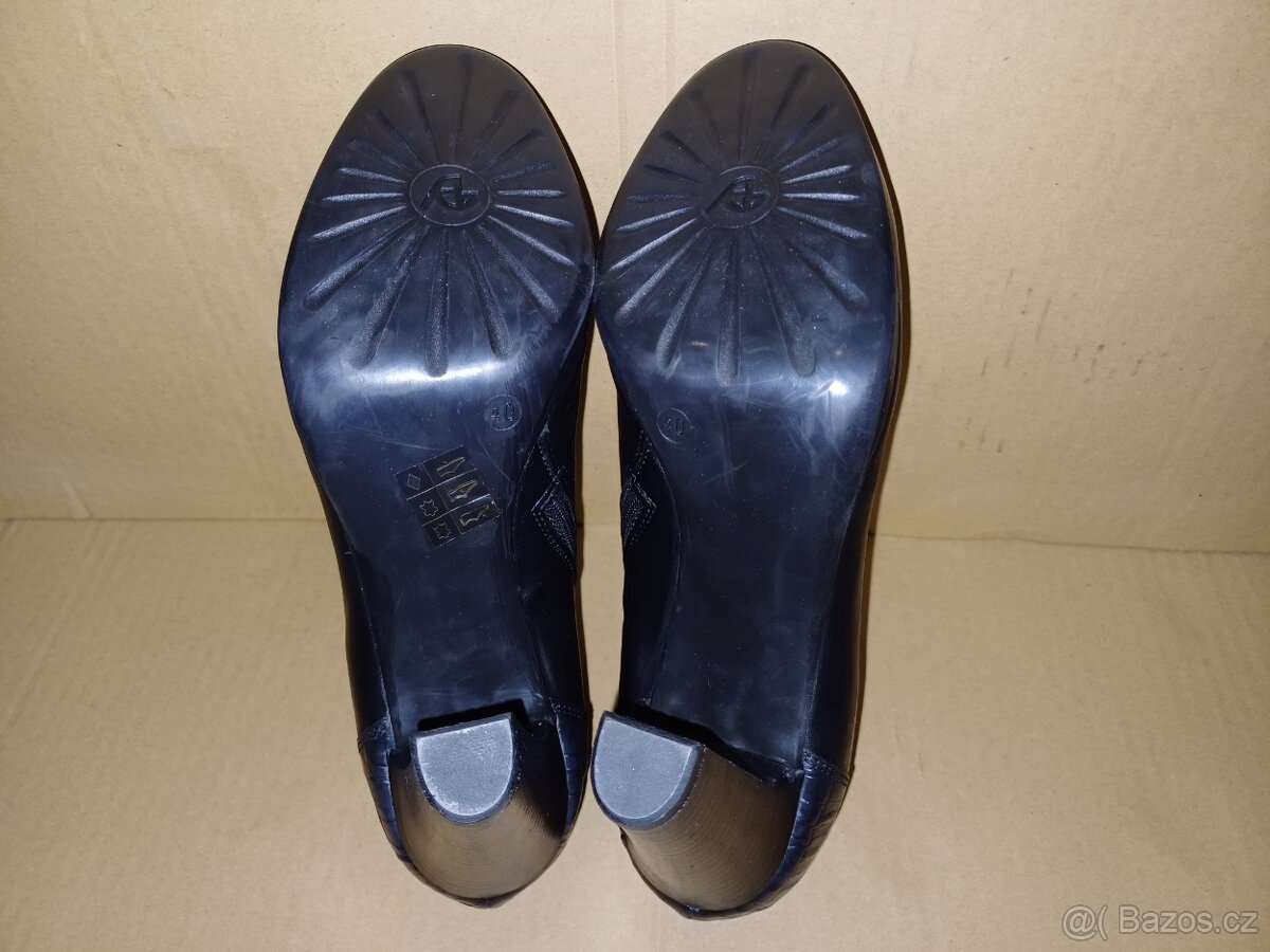 Černé kožené kotníkové boty vel.40 - 9