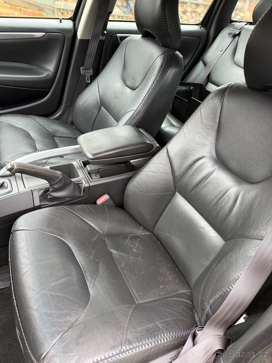 Volvo XC70 2.4T147kw ND - 9