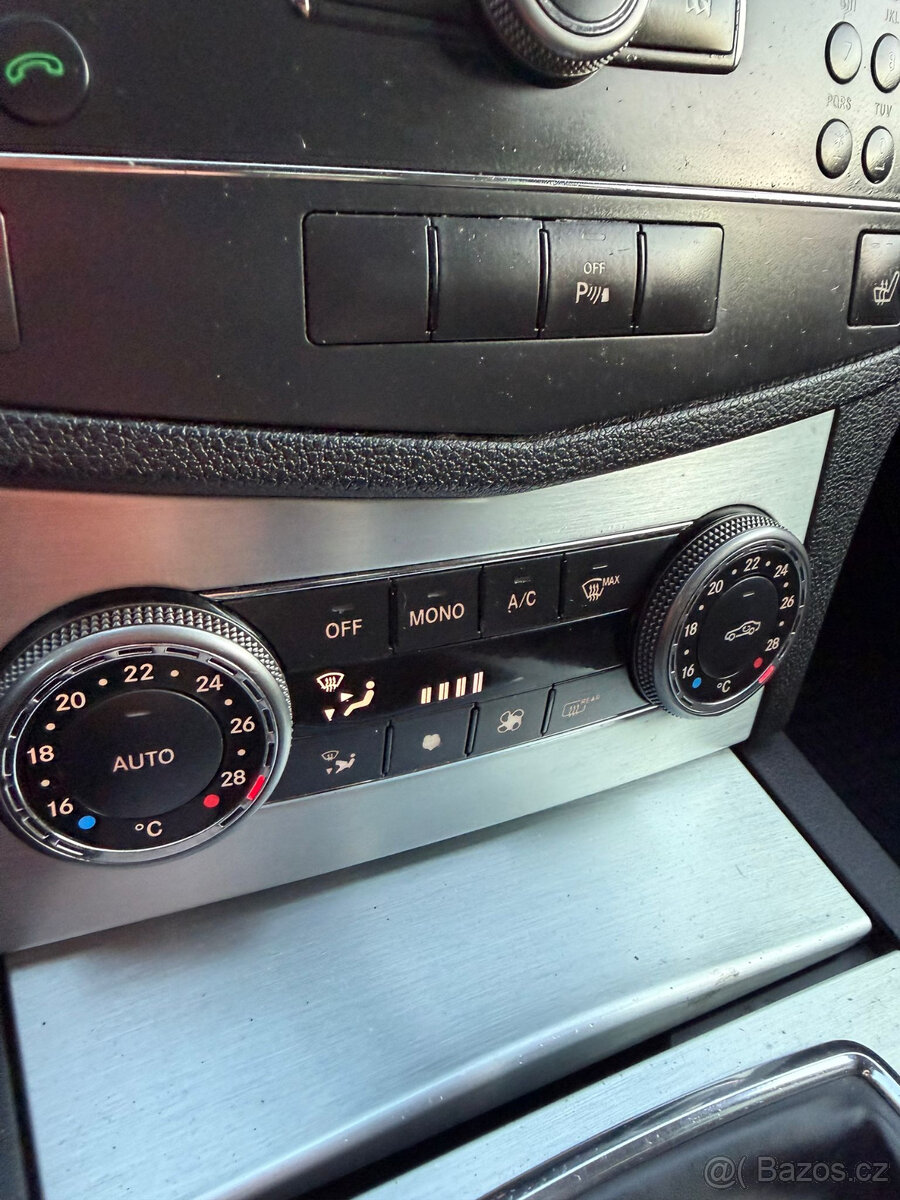 MERCEDES BENZ C 220CDi AVANTGARDE - 9