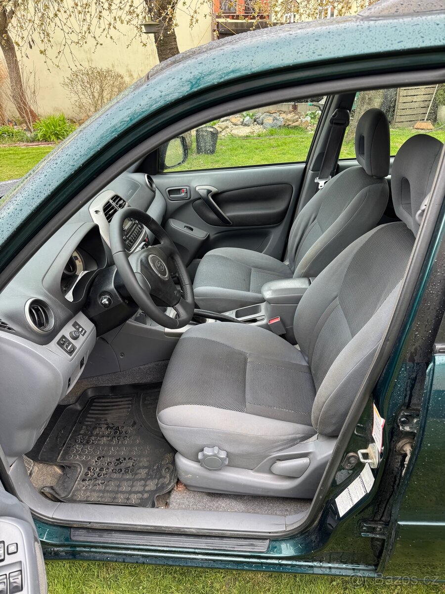 Toyota Rav4 2.0i, 110kw, 4x4 - 9