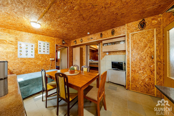 Prodej chaty 73m² u vody s pozemkem , Babice - Uhliska - 9