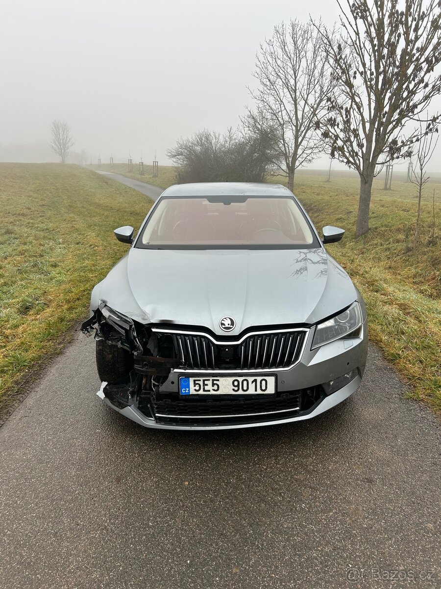 Skoda superb 3 2.0 tdi 110kw l&k r.v 2016 naj 290t km cz - 9
