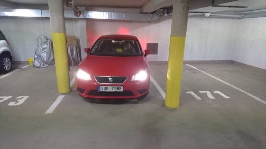 Benešov parking auto či moto v teple - 9