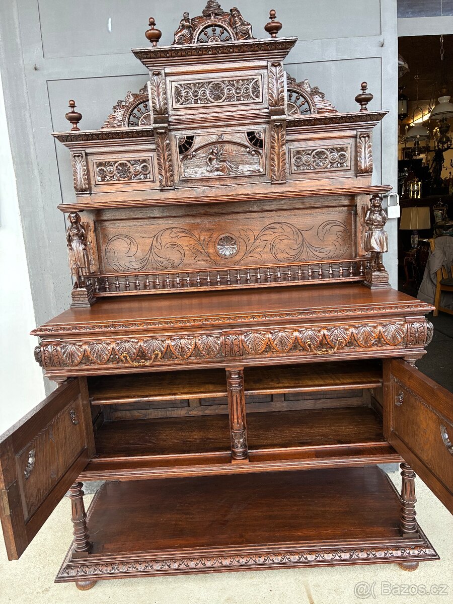 Starožitný vyřezávaný drezuár - 9