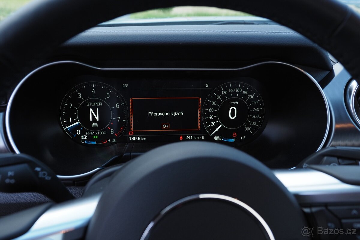 Ford Mustang MACH 1 sběratelský kousek - 9