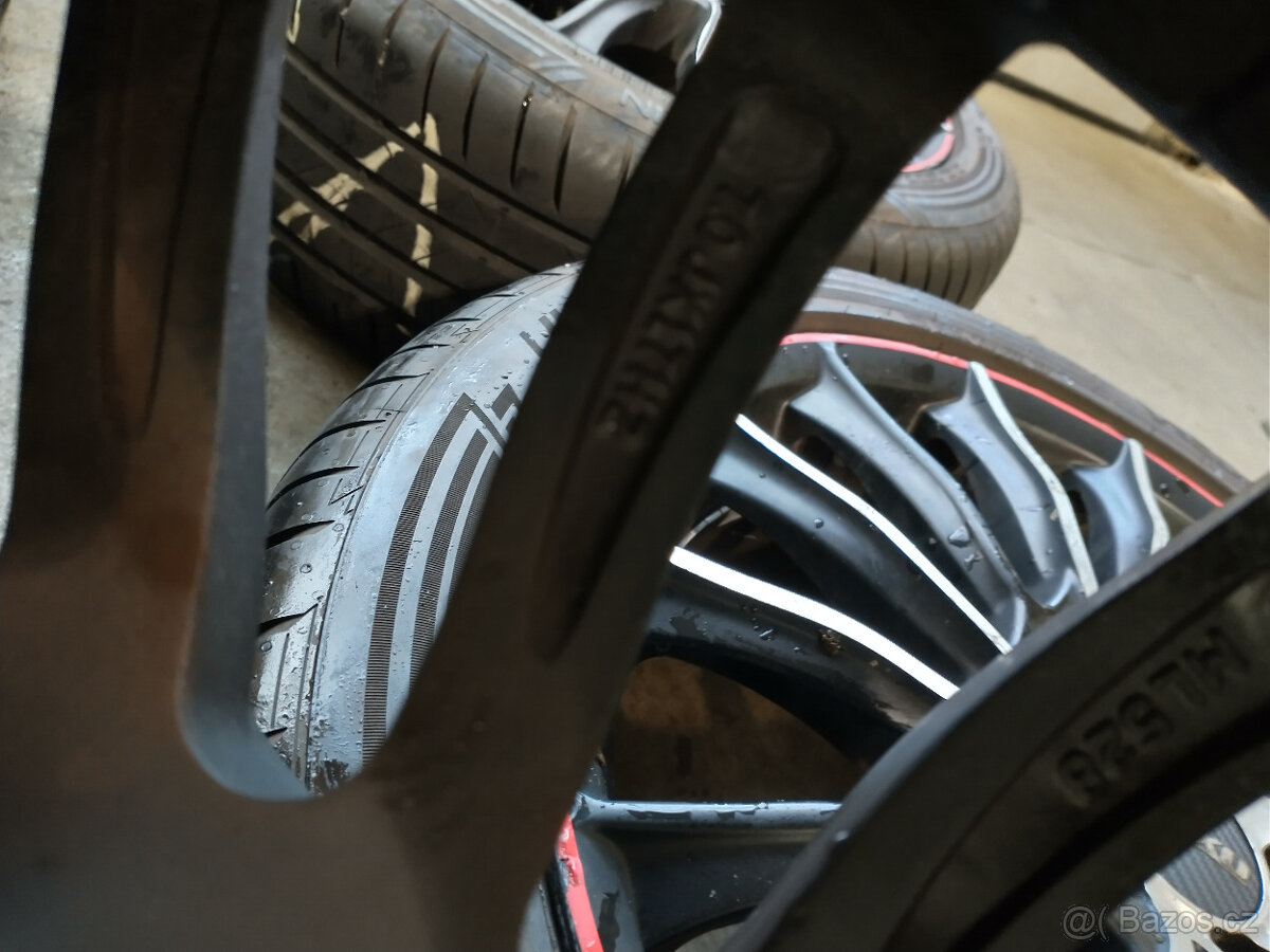 sada celých kol OXXO 215/45 R 17 - 9