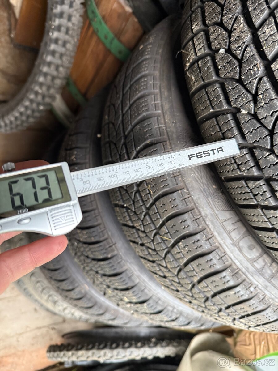 Prodám obuté Plecháče 165/70 R14 - 9