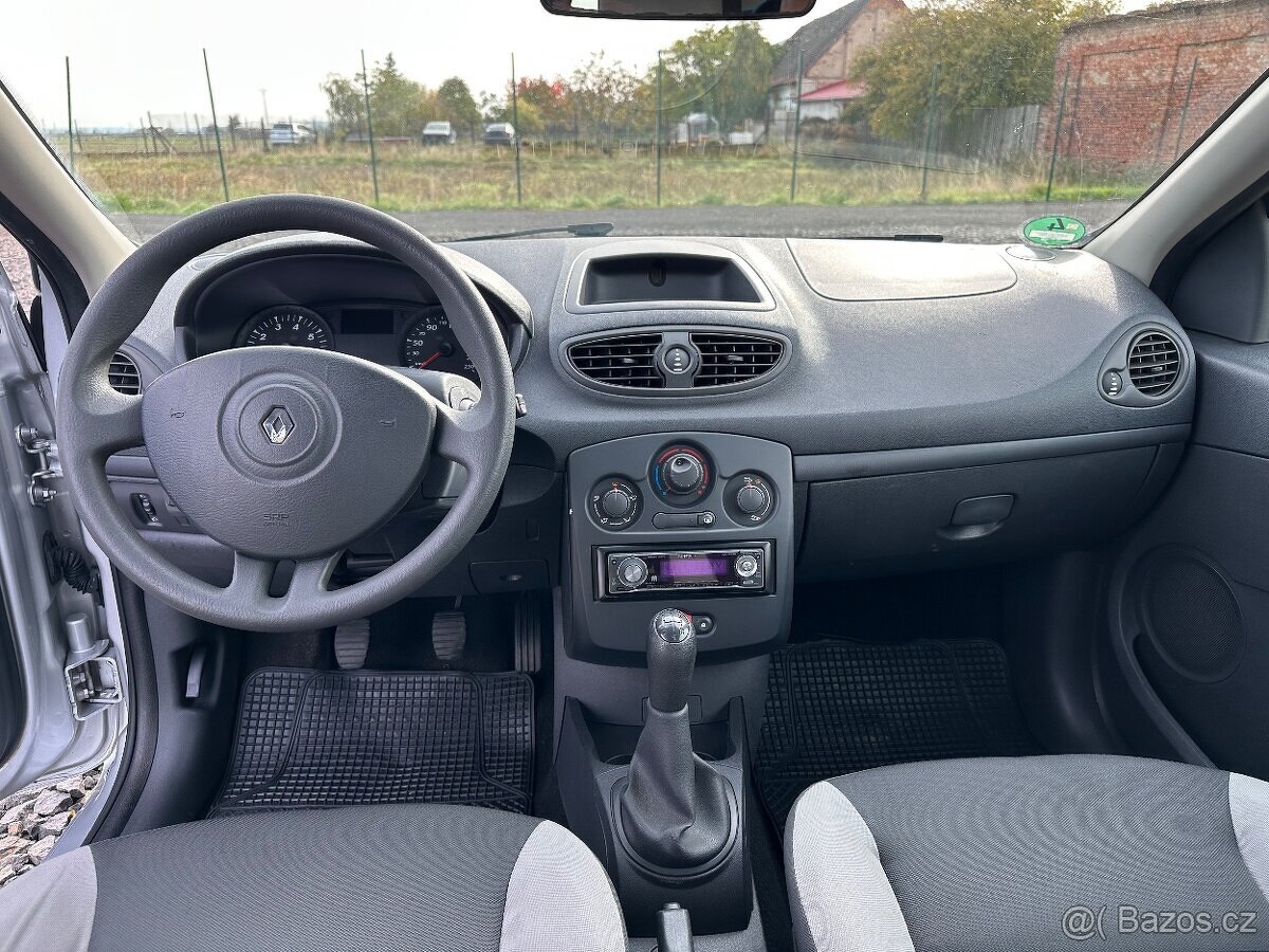 Renault Clio 1,2i (55kW) PALUBNÍ POČÍTAČ - 9