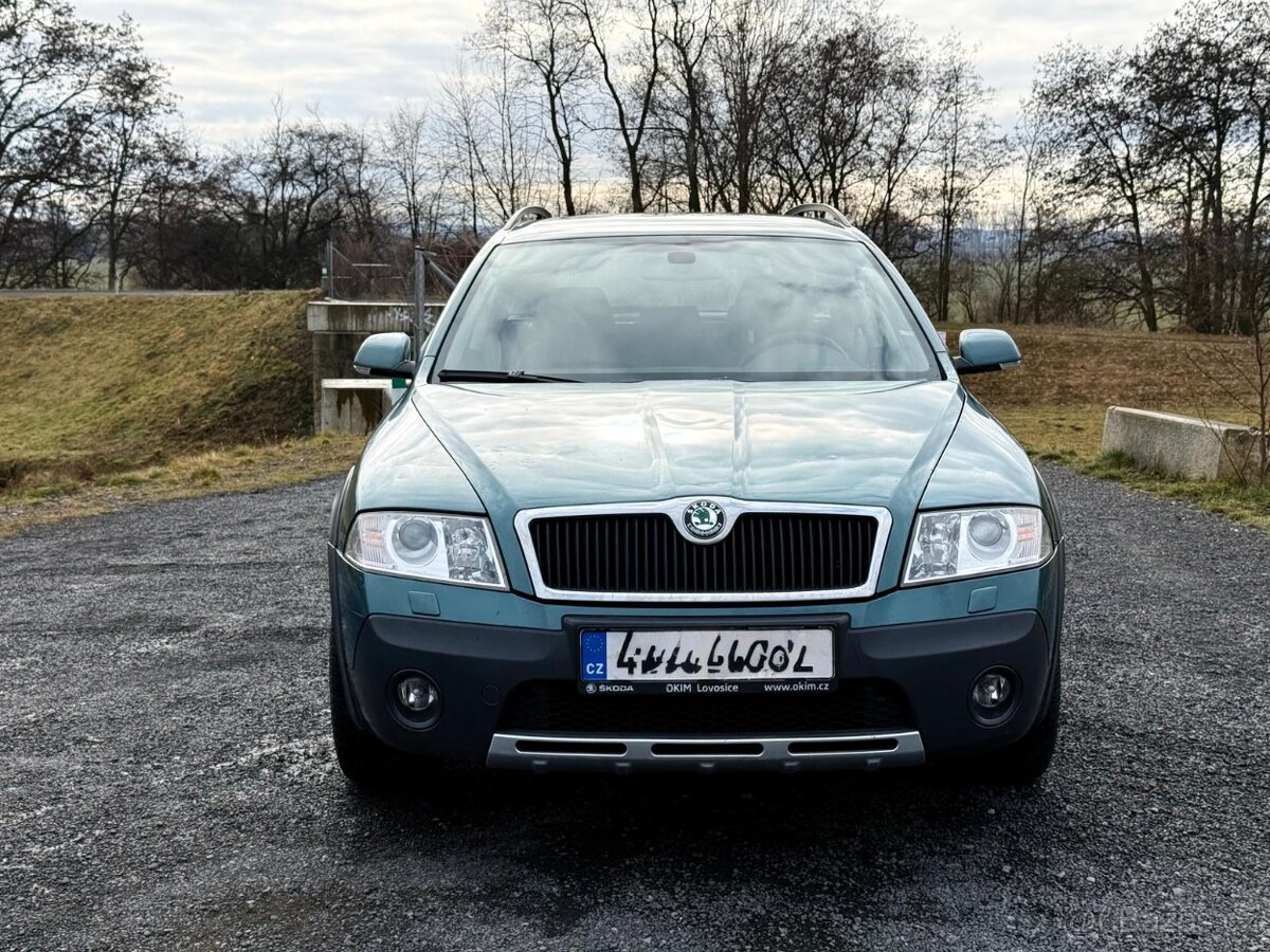 Škoda Octavia Scout II TDi - 9