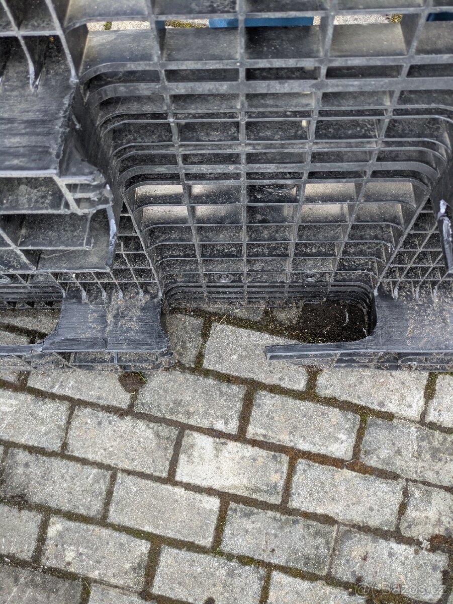 Plastové palety 120x80 - 9