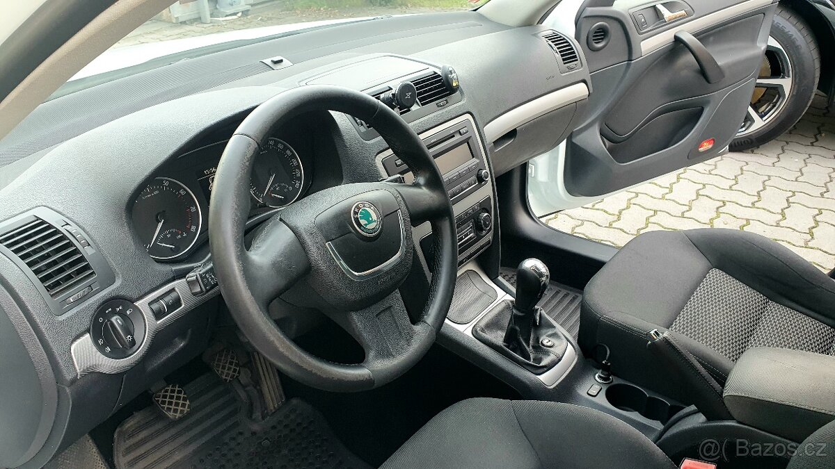 Škoda Octavia, 1.8 TSi 118kW Elegance - 9