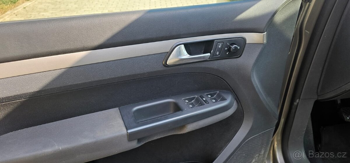 Volkswagen Touran 1.4 TSI Trendline / nové rozvody - 9