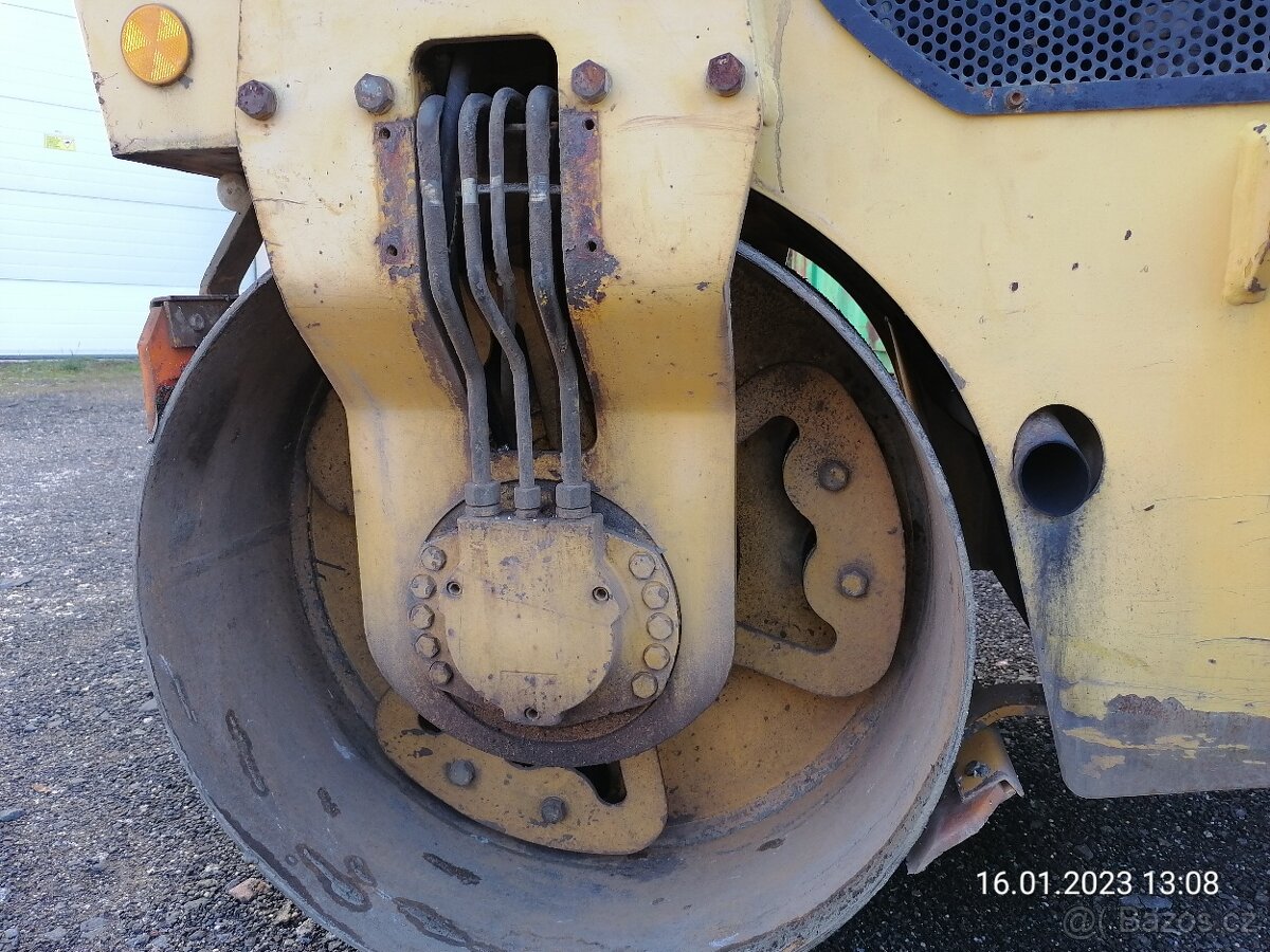 Vibrační válec Stavostroj STA VH250, motor Deutz olejem chla - 9