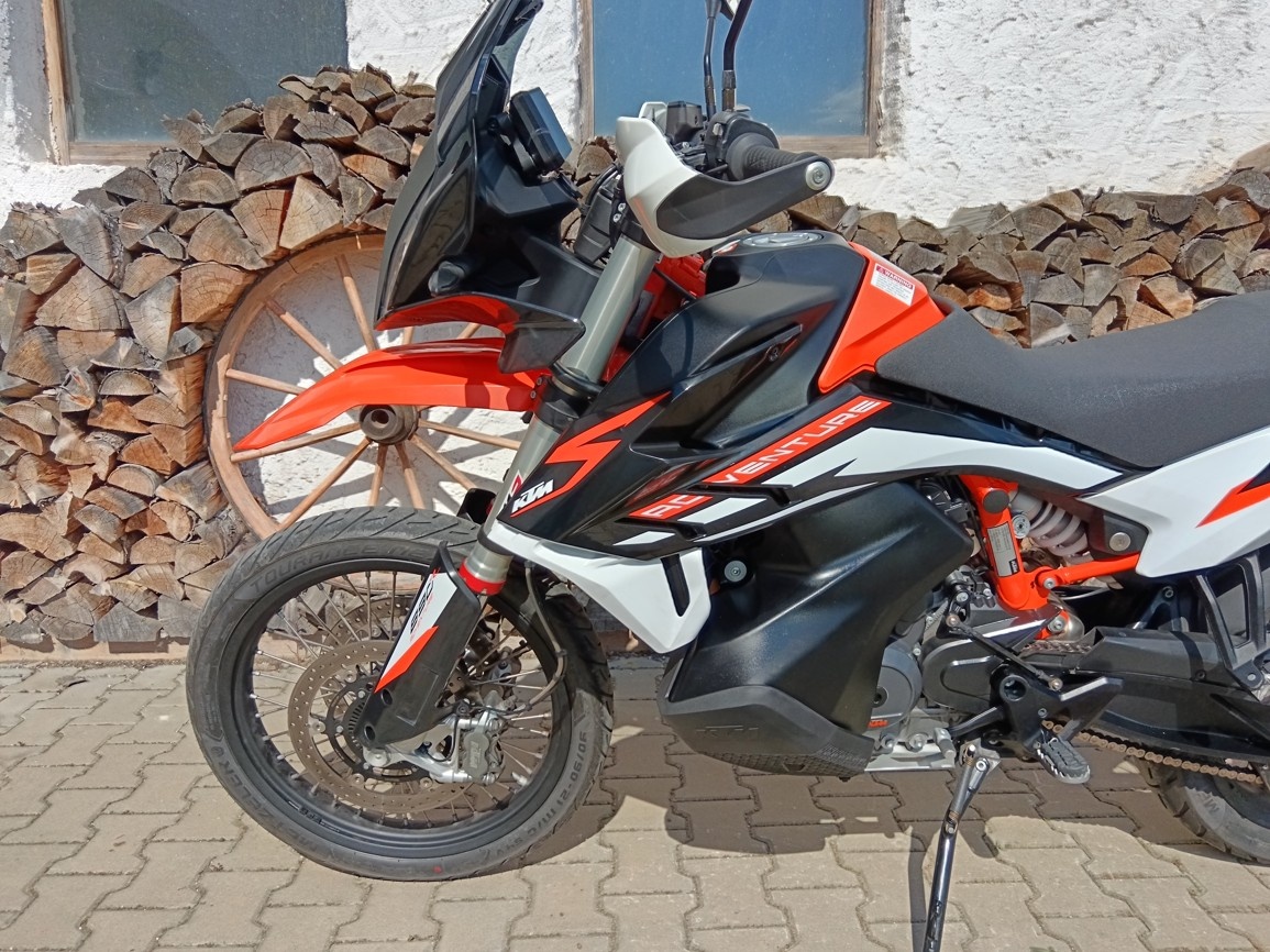 KTM 890 Adventure R - 9