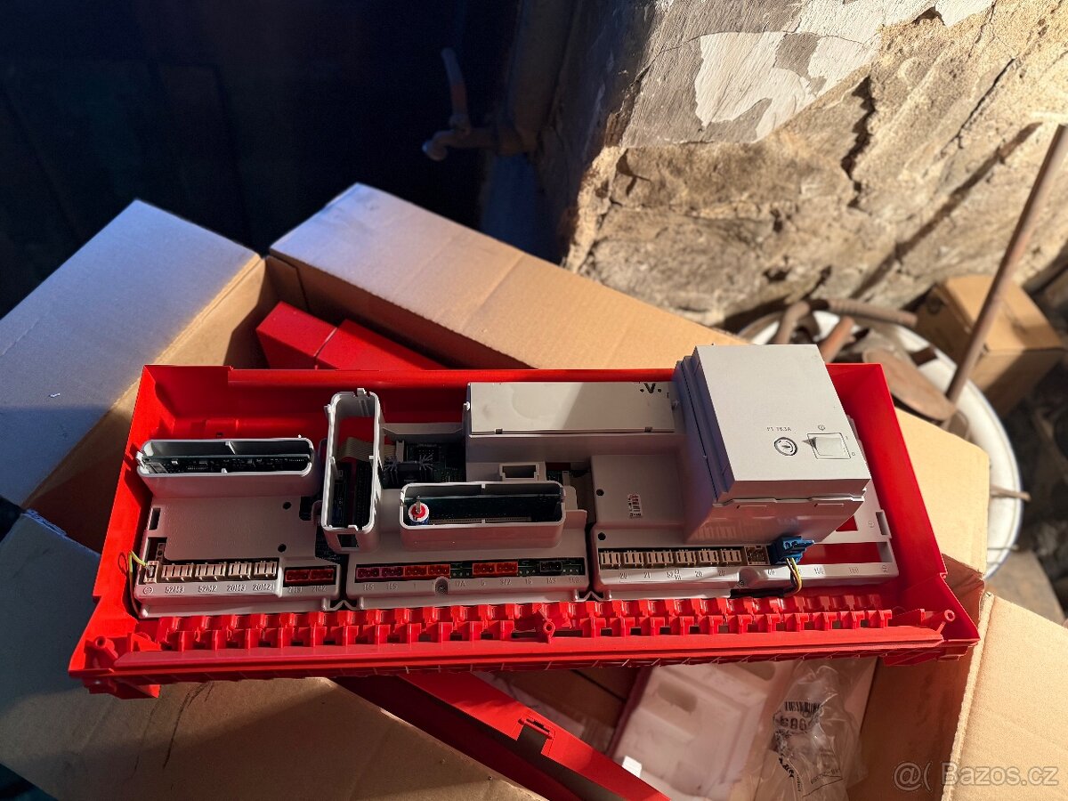 Viessmann 7187109 Vitotronic 050 HK3W NOVÝ - 9