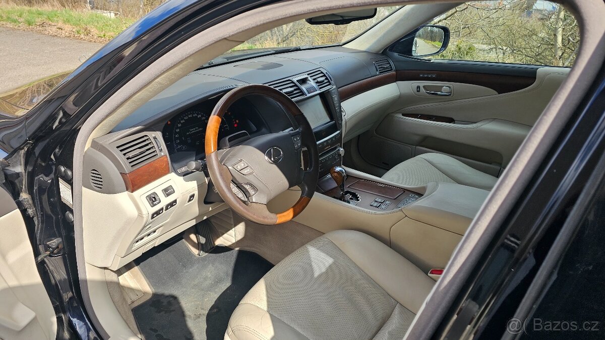 Lexus LS 600hL LONG | Executive VIP - 9