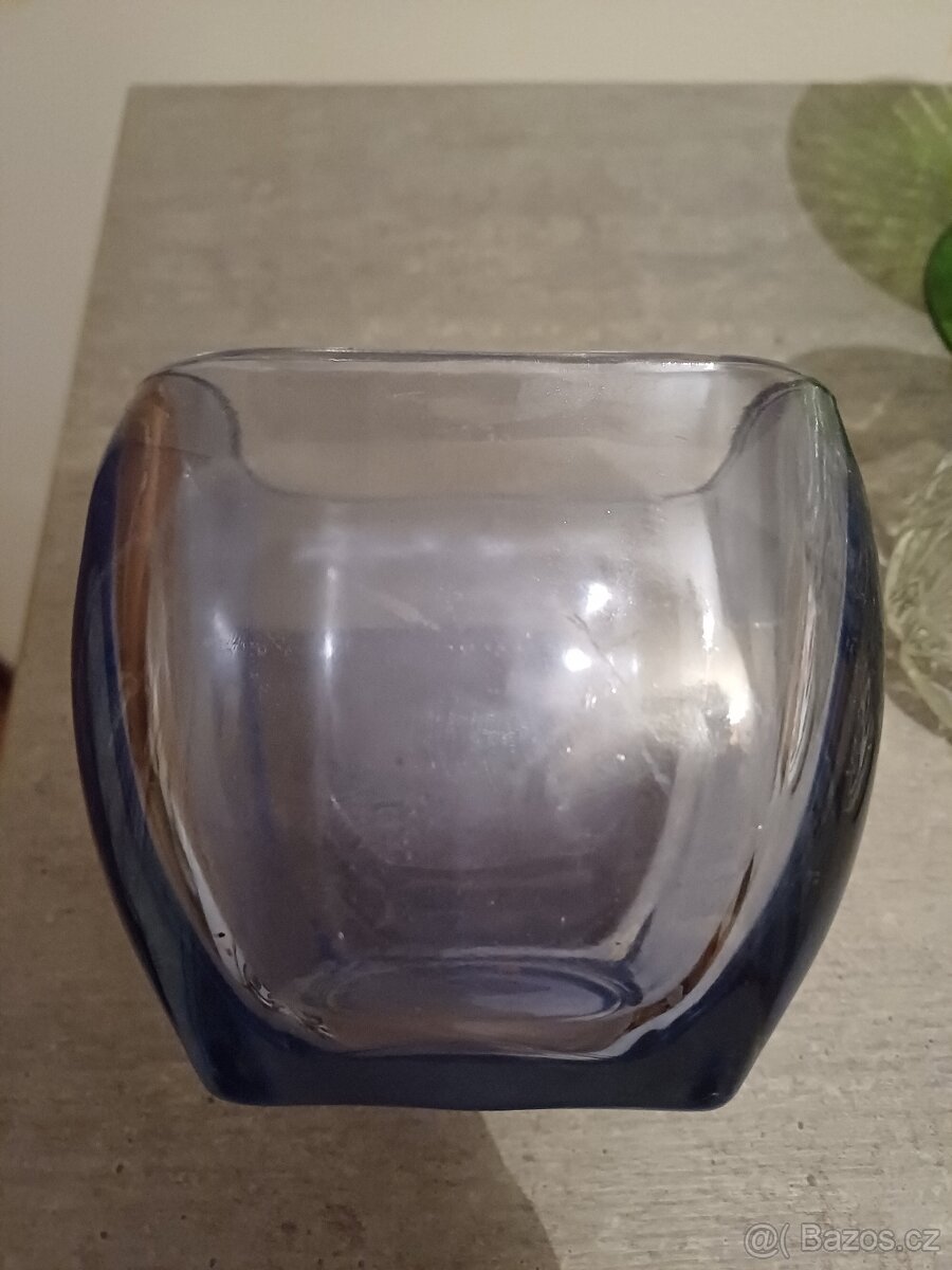 Sklo a porcelán - 9